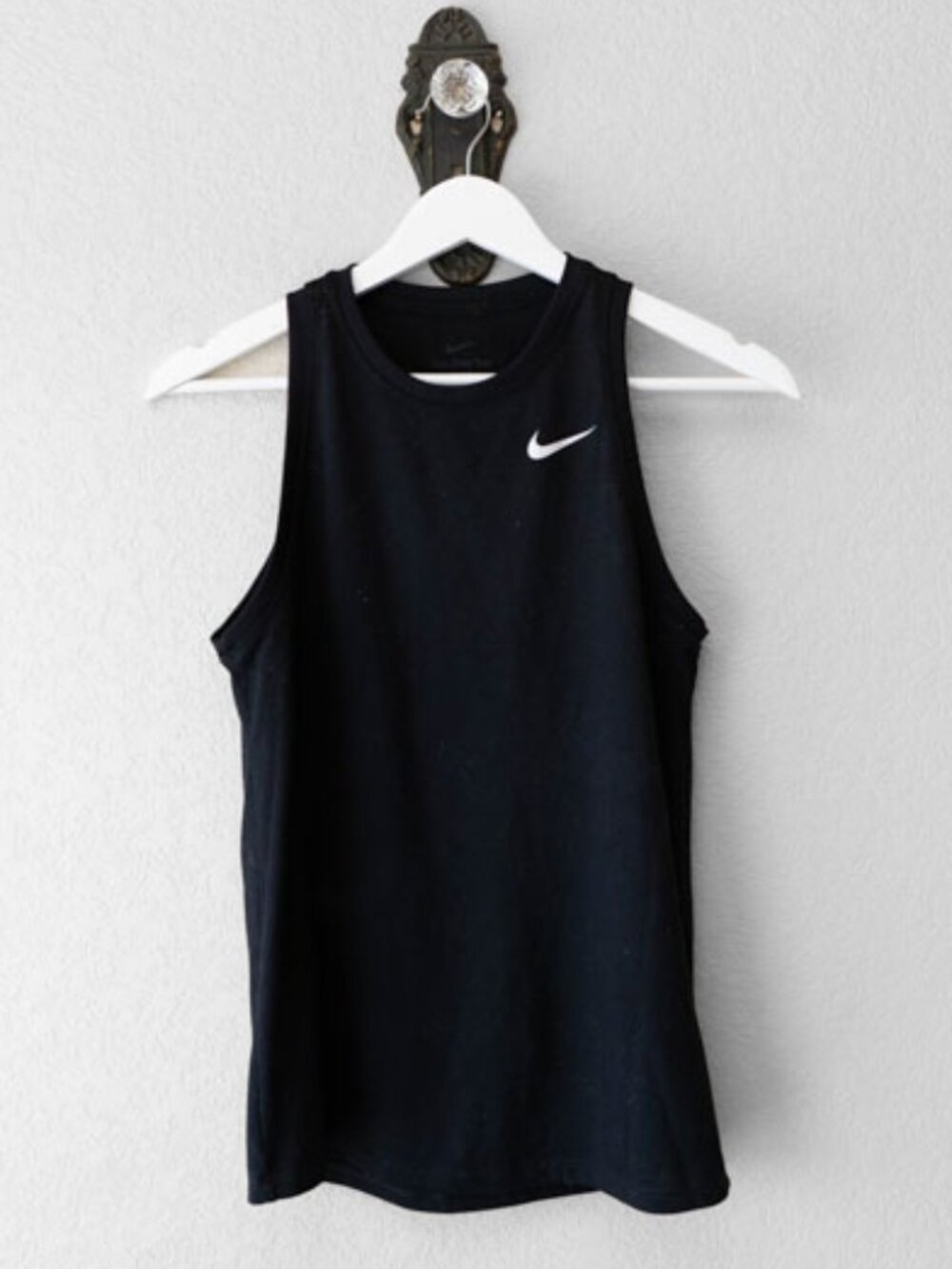 Nike Black Tank Top Womens XS Sleeveless Athletic Dri Fit Workout Gym Activewear